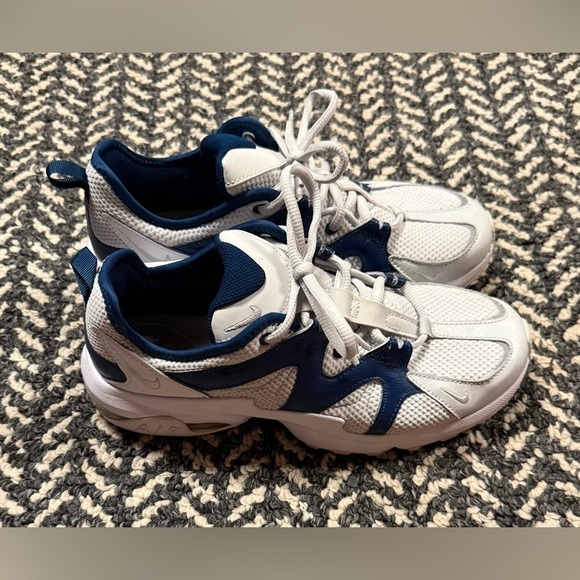 NIKE Air Max Graviton Sneaker in White and Valerian Blue Size 8 - Picture 6 of 10